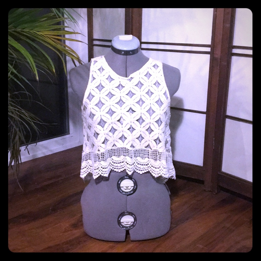 Vintage-Style Lace Crop Top
